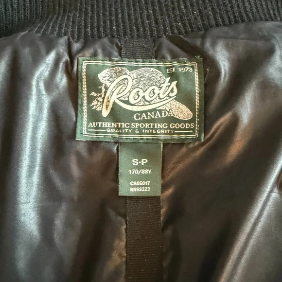 NEW Black  Down Filled Vest, Roots, US S - Picture 6 of 7